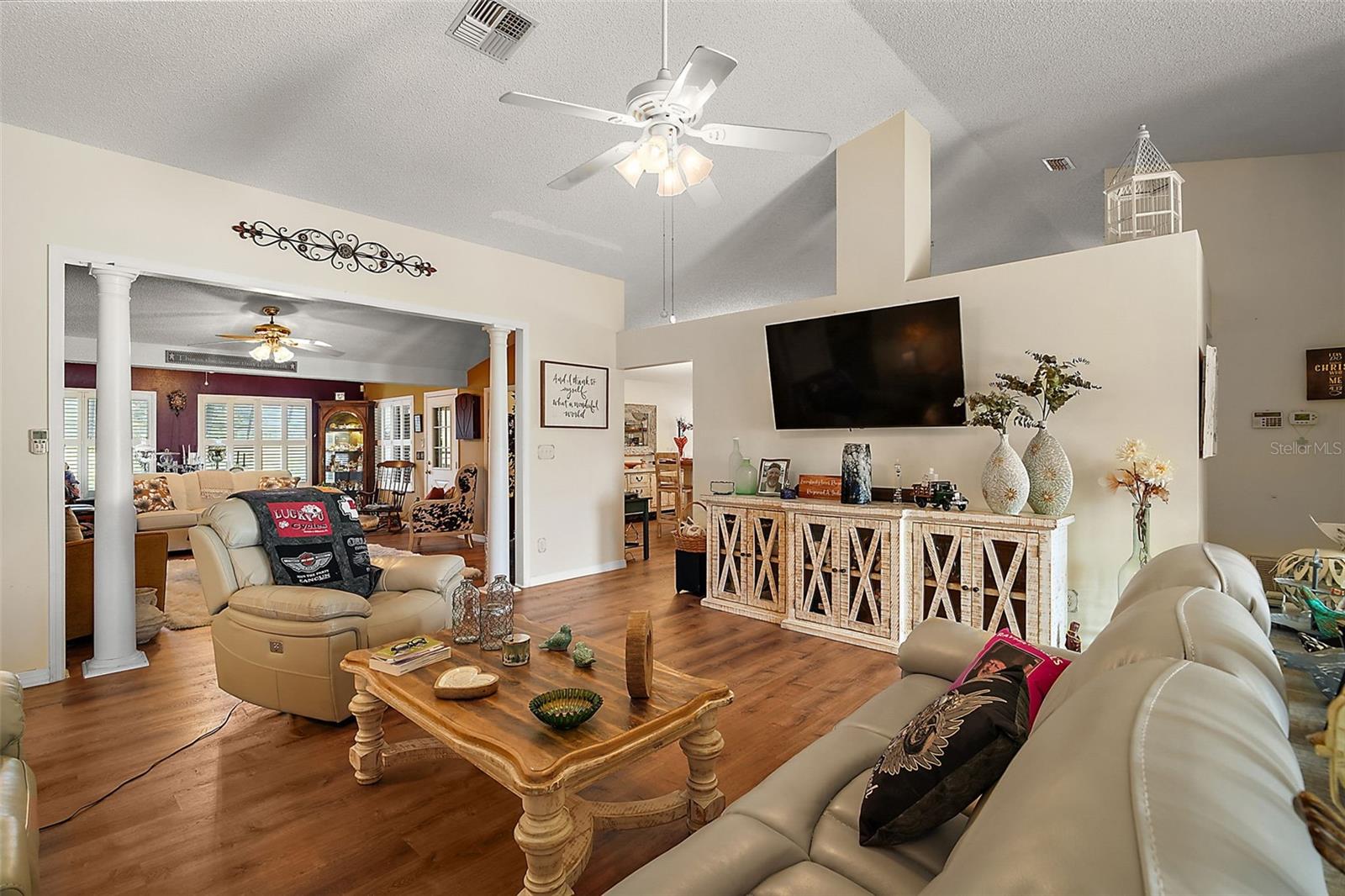 25102 MERIWEATHER RD, LEESBURG, FL, 34748