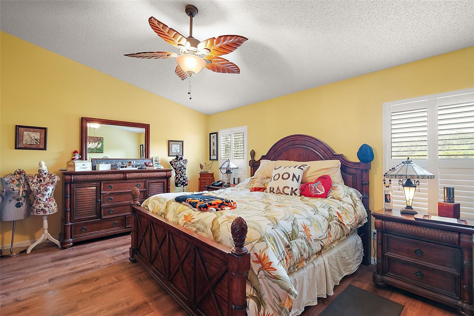 25102 MERIWEATHER RD, LEESBURG, FL, 34748