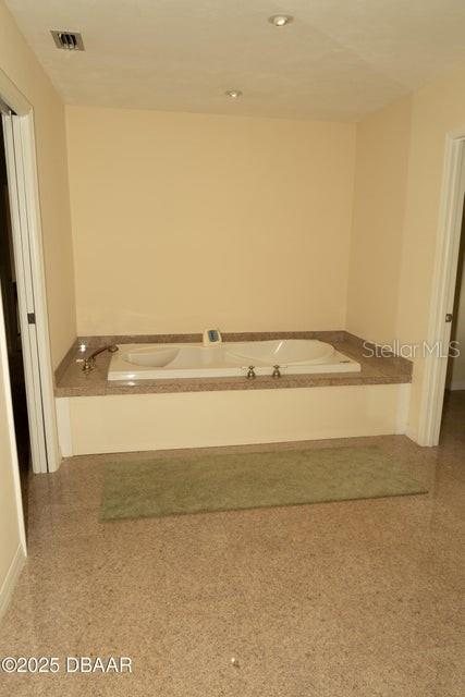 829 N BEACH ST, ORMOND BEACH, FL, 32174