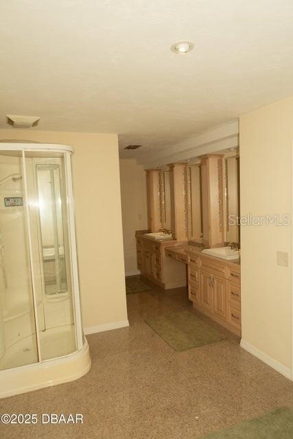 829 N BEACH ST, ORMOND BEACH, FL, 32174