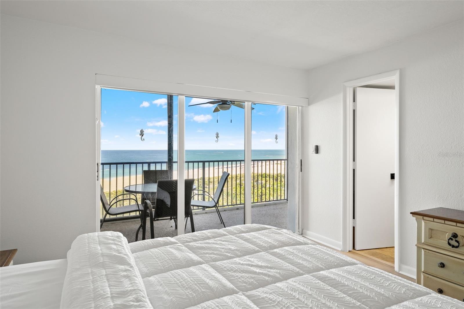 1230 GULF BLVD #1406, CLEARWATER BEACH, FL, 33767