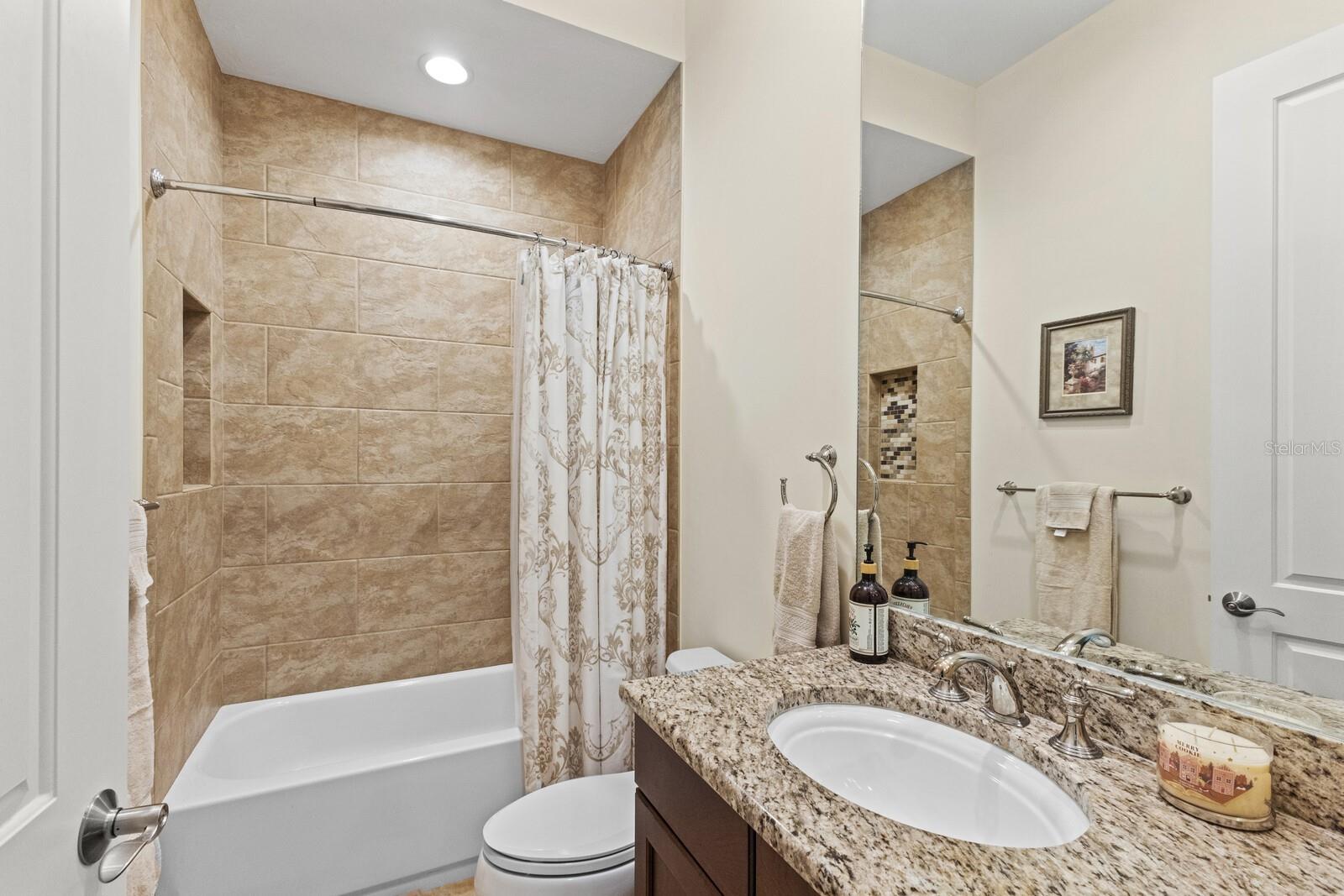 A4658914 Property Photo