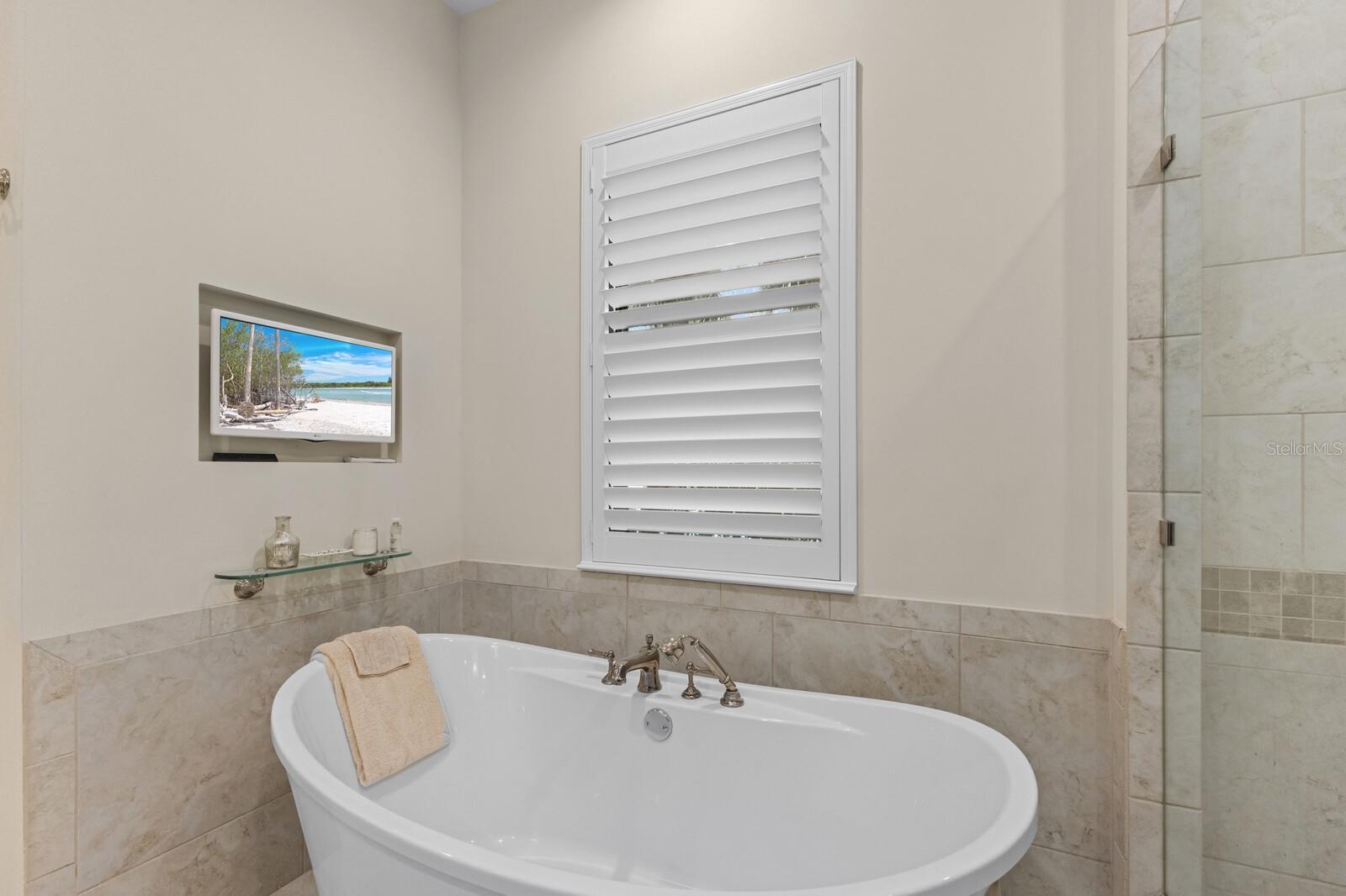 A4658914 Property Photo