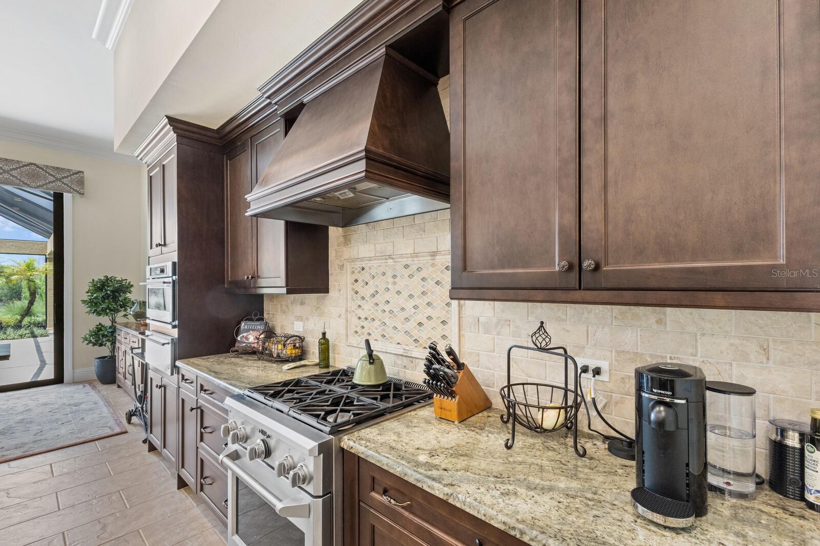 A4658914 Property Photo
