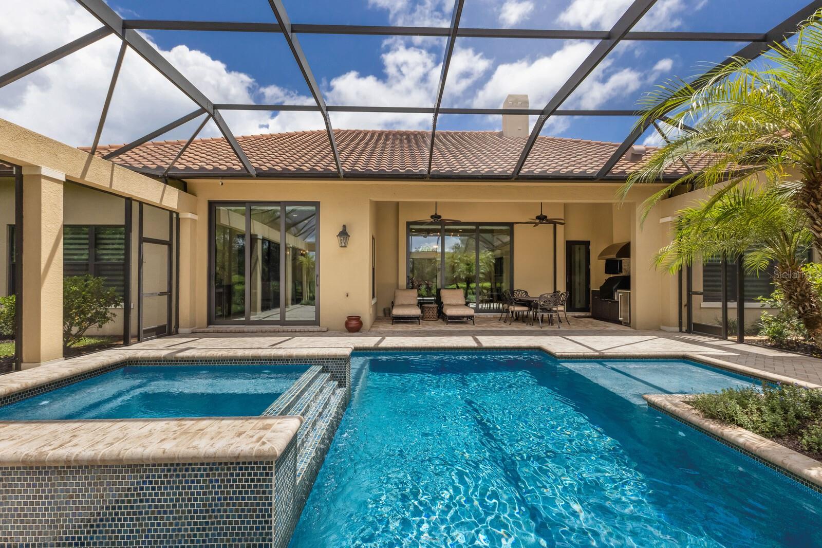 A4658914 Property Photo