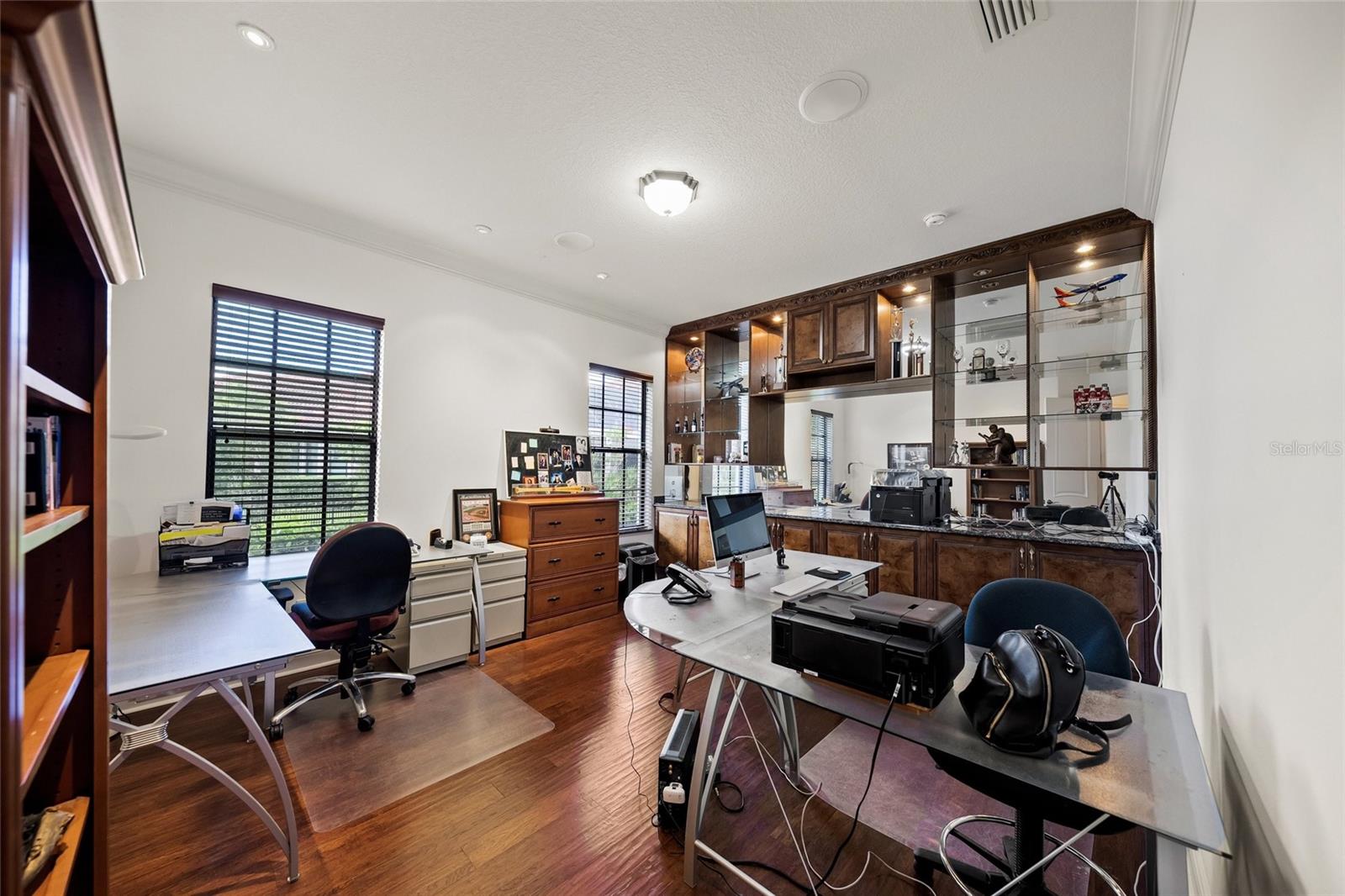 A4658917 Property Photo