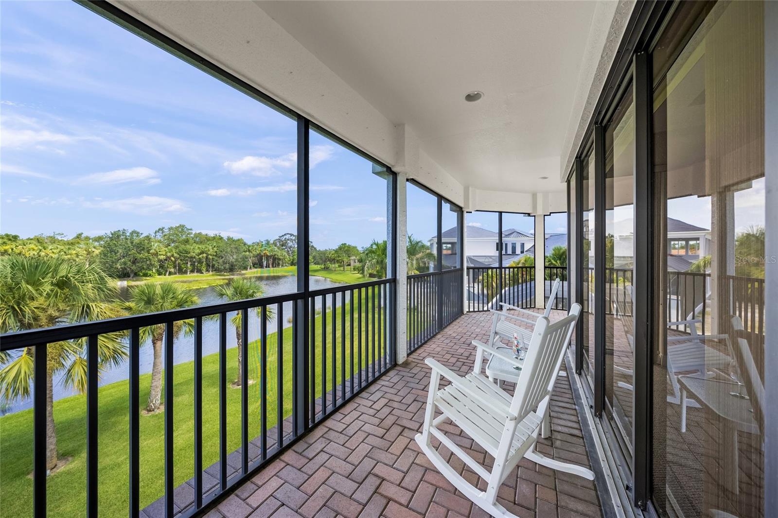 A4658917 Property Photo