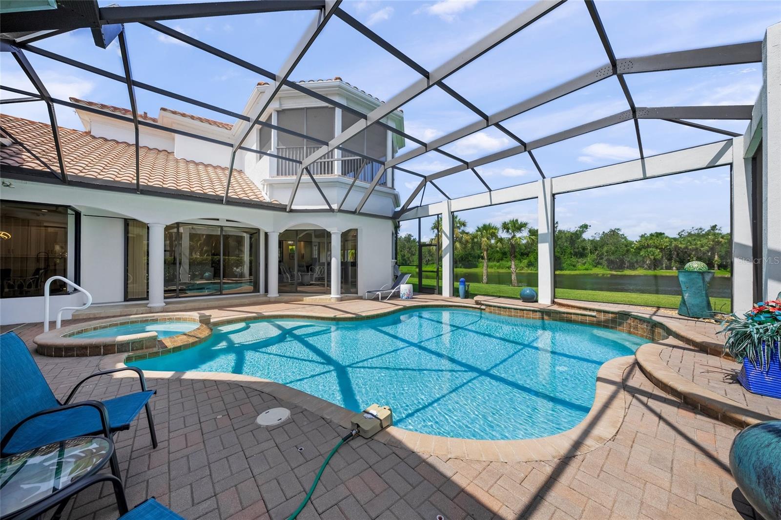 A4658917 Property Photo