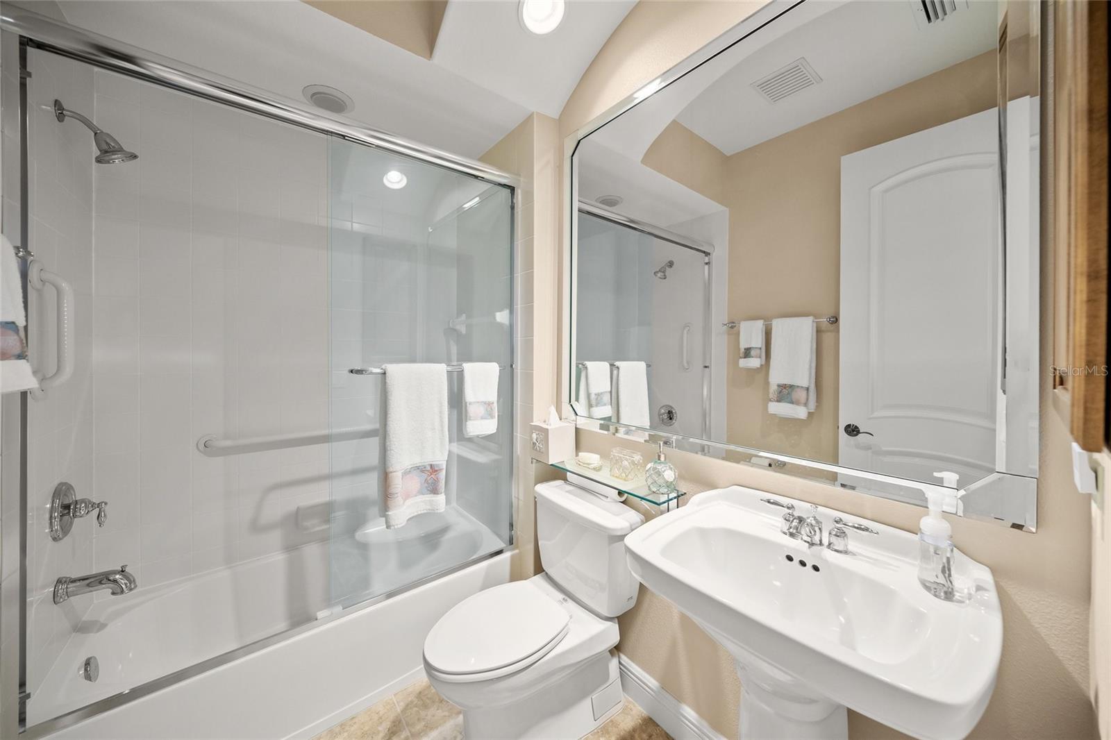 A4658917 Property Photo