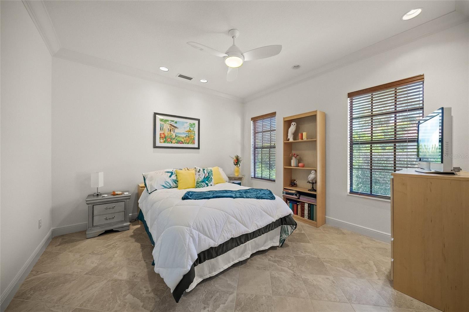 A4658917 Property Photo