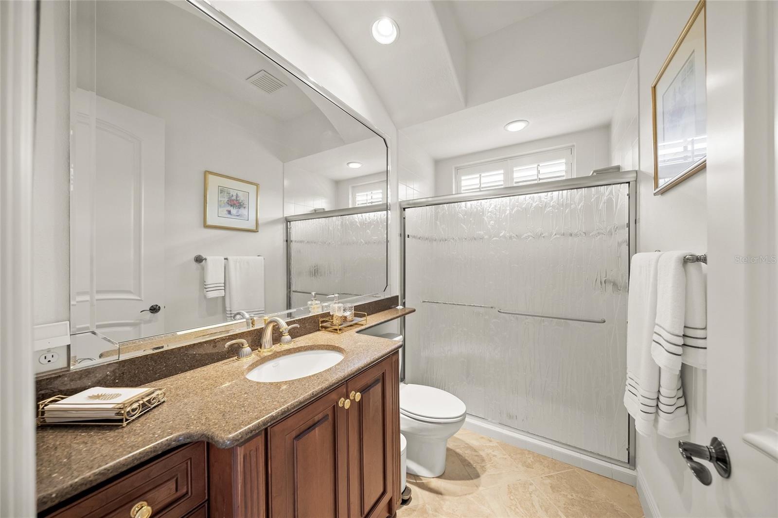A4658917 Property Photo
