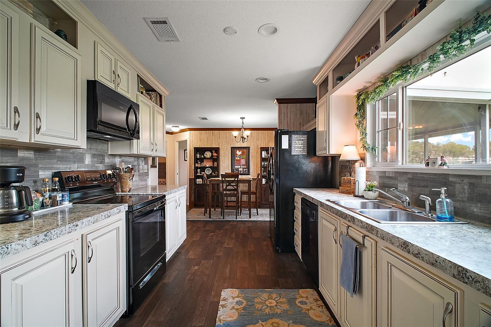 2551 CAYMAN CIR, ZELLWOOD, FL, 32798