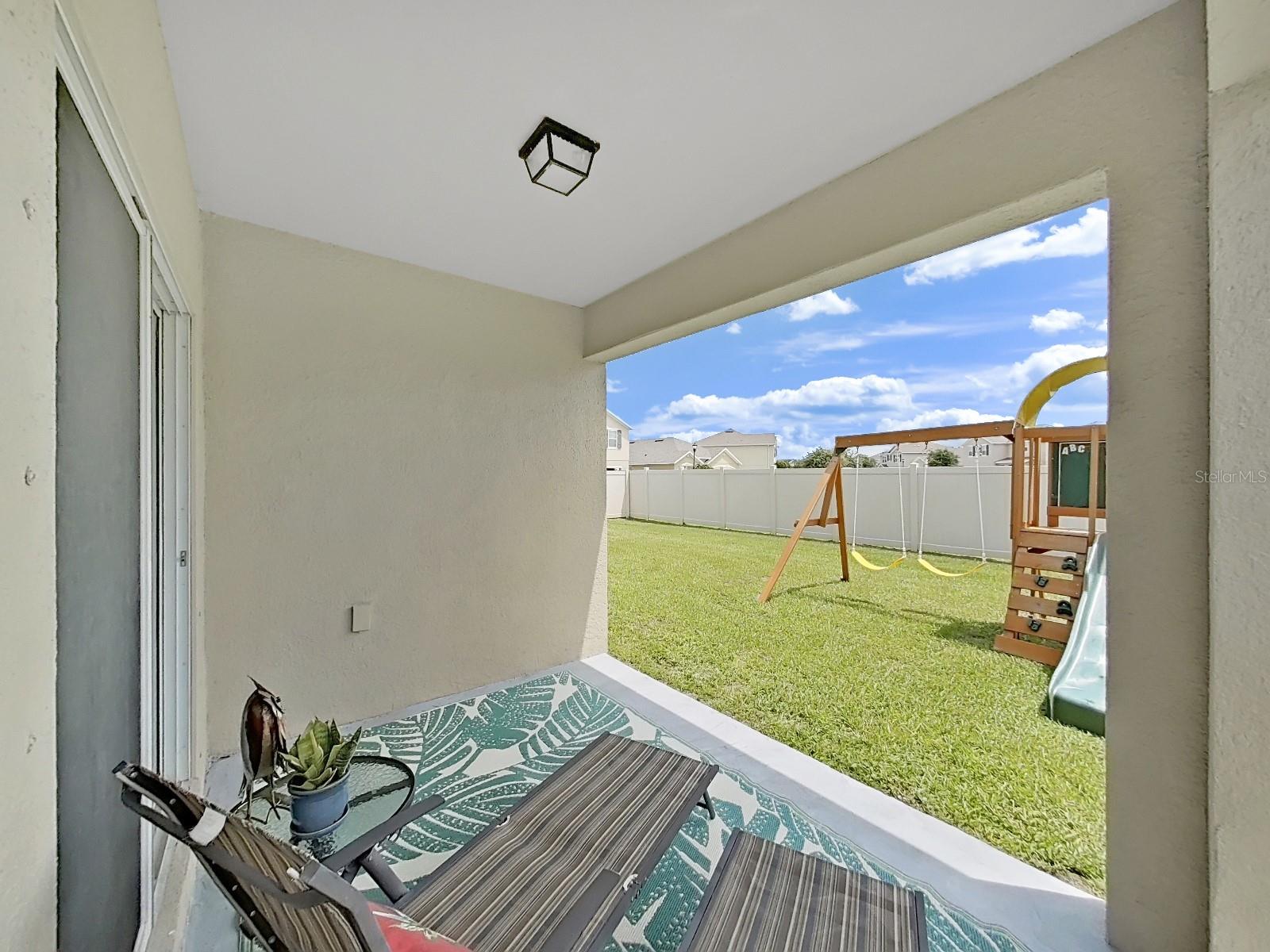 8112 BILSTON VILLAGE LN, GIBSONTON, FL, 33534