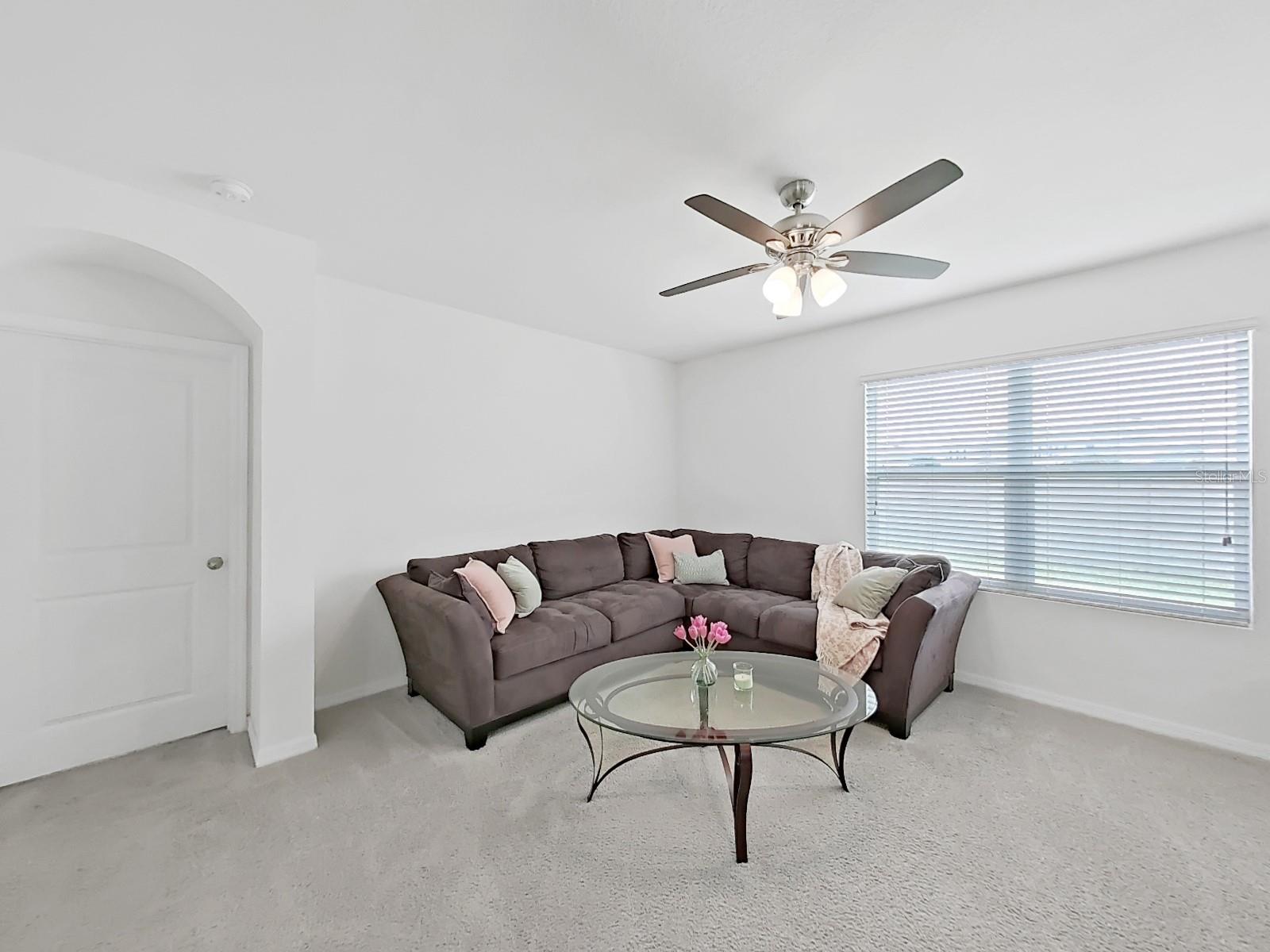 8112 BILSTON VILLAGE LN, GIBSONTON, FL, 33534