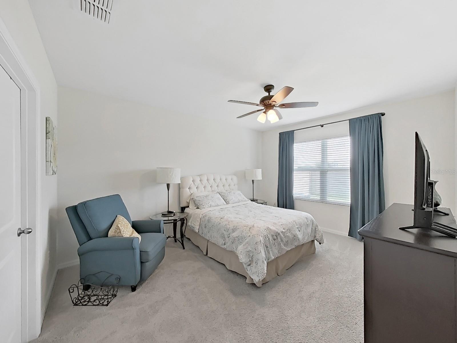 8112 BILSTON VILLAGE LN, GIBSONTON, FL, 33534