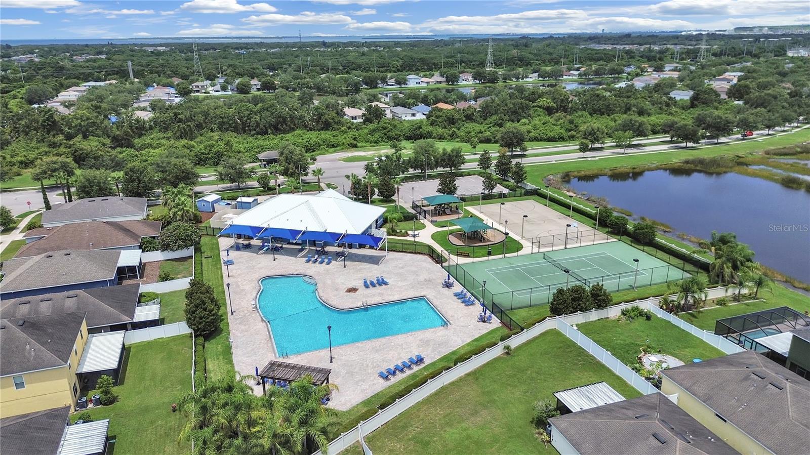 8112 BILSTON VILLAGE LN, GIBSONTON, FL, 33534