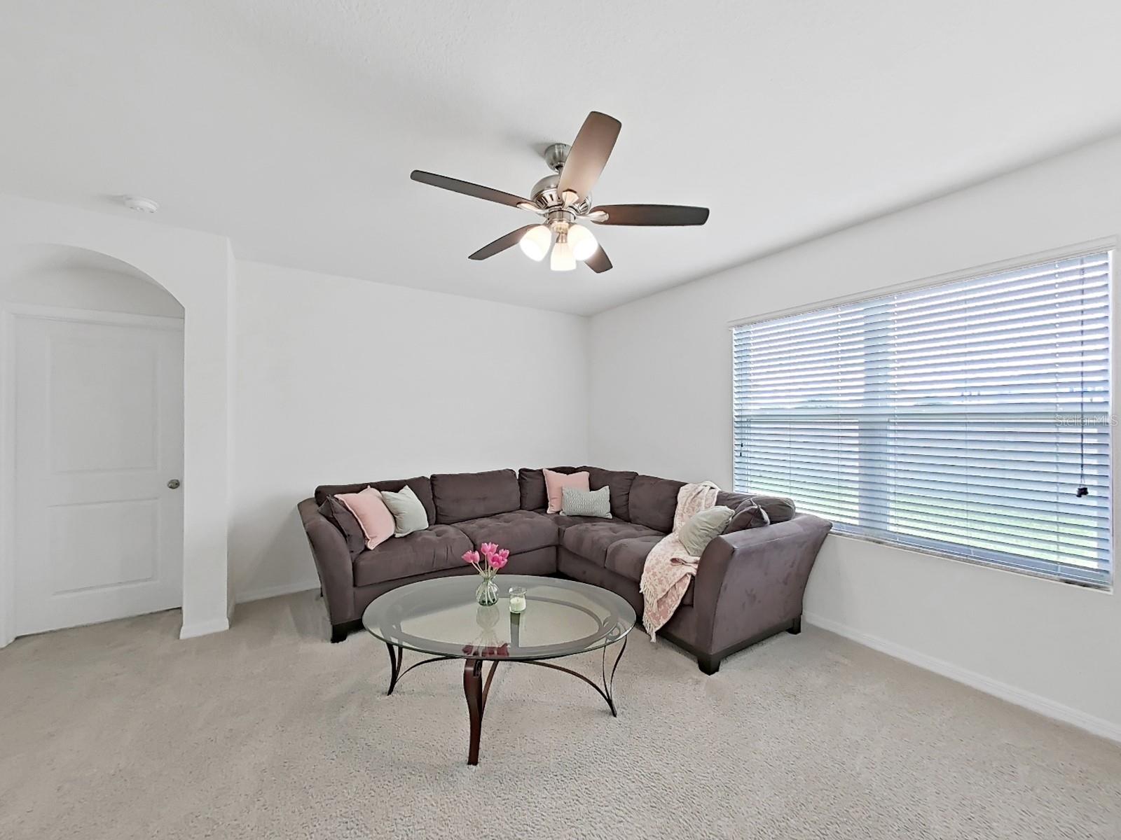 8112 BILSTON VILLAGE LN, GIBSONTON, FL, 33534