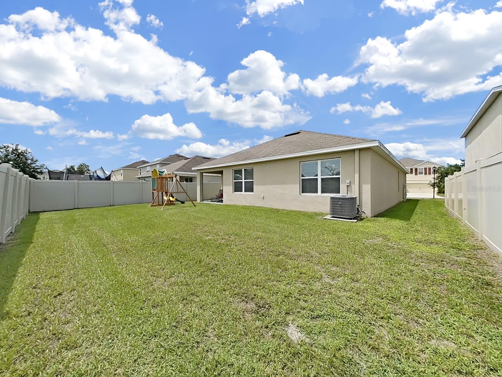 8112 BILSTON VILLAGE LN, GIBSONTON, FL, 33534