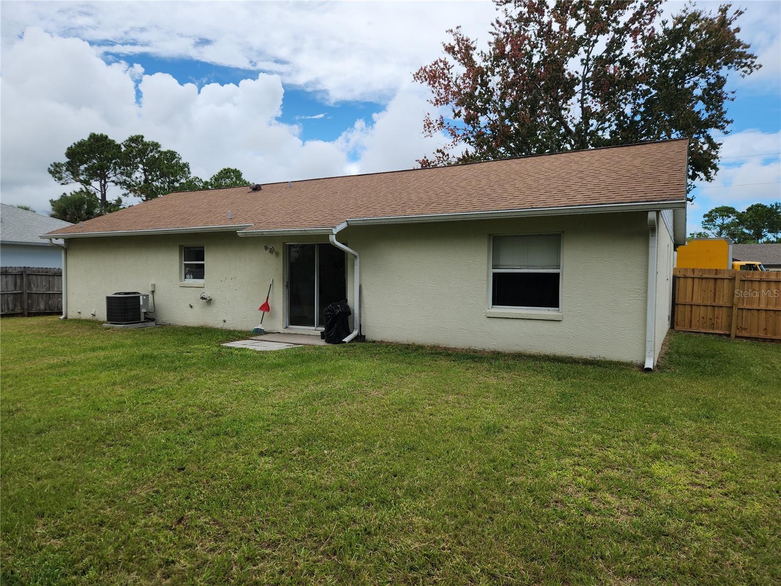 20 PRINCE ANTHONY LN, PALM COAST, FL, 32164
