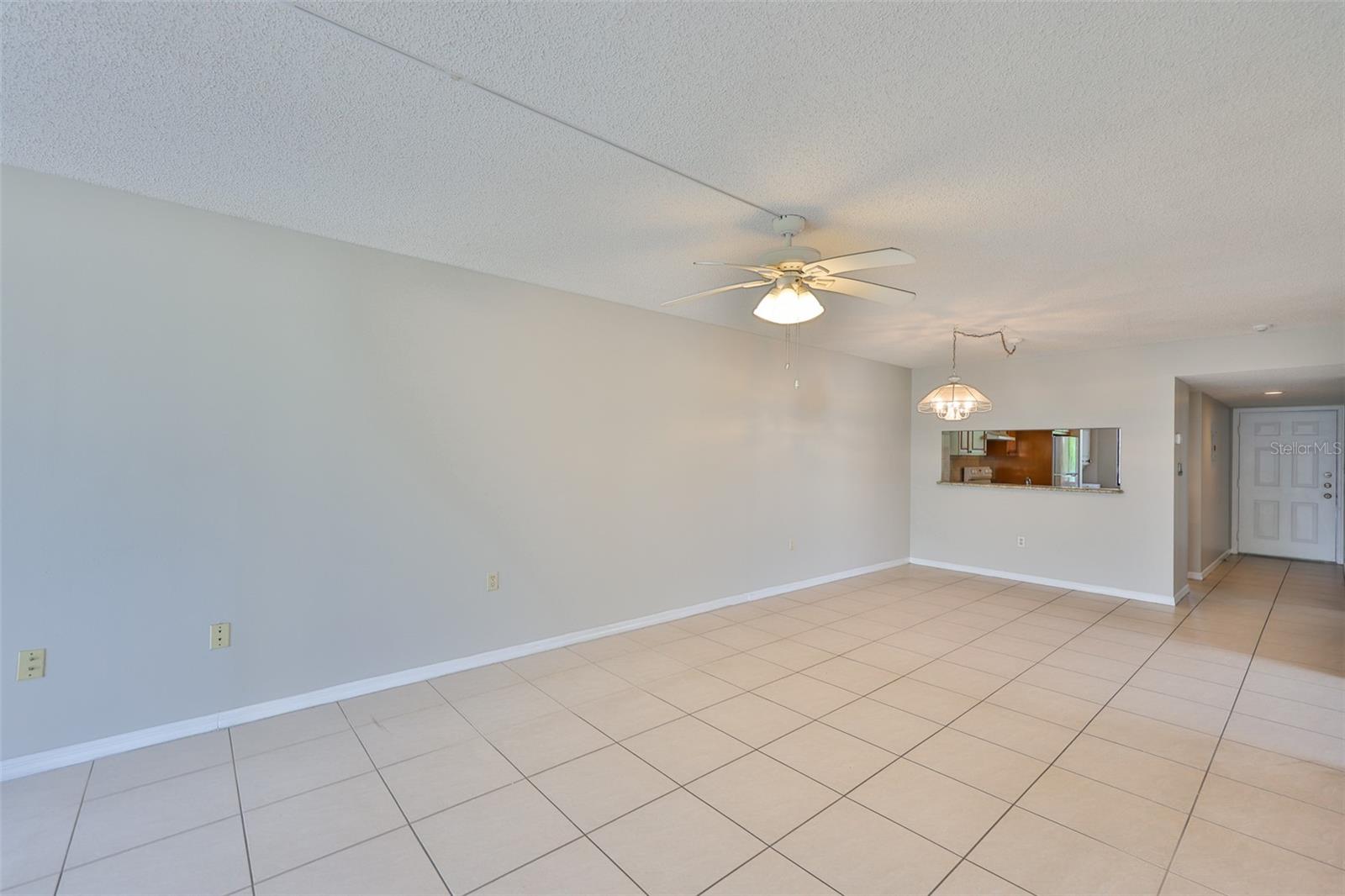 2424 W TAMPA BAY BLVD #L301, TAMPA, FL, 33607