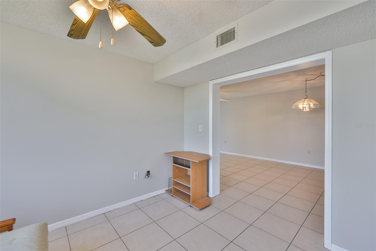 2424 W TAMPA BAY BLVD #L301, TAMPA, FL, 33607