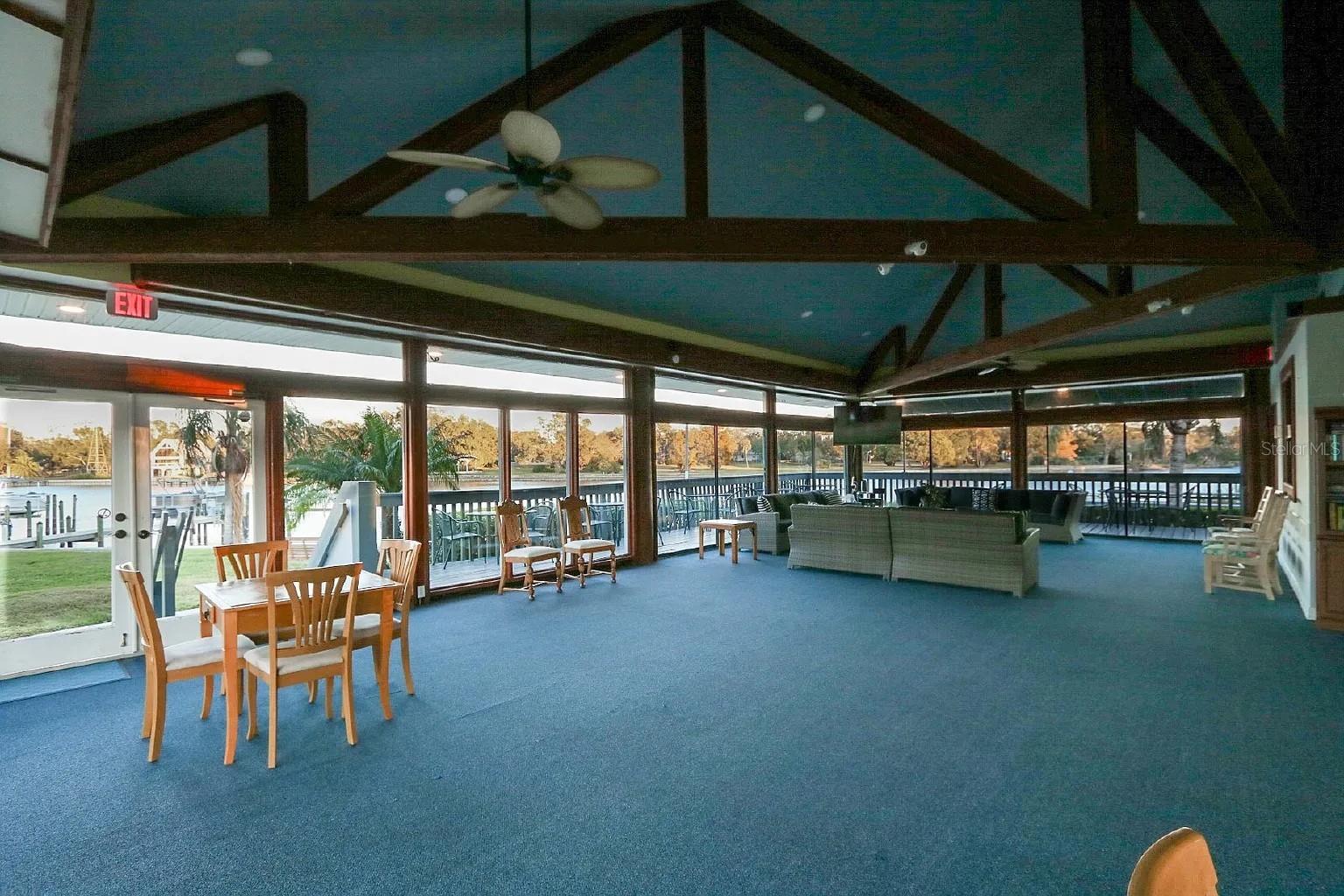 2424 W TAMPA BAY BLVD #L301, TAMPA, FL, 33607