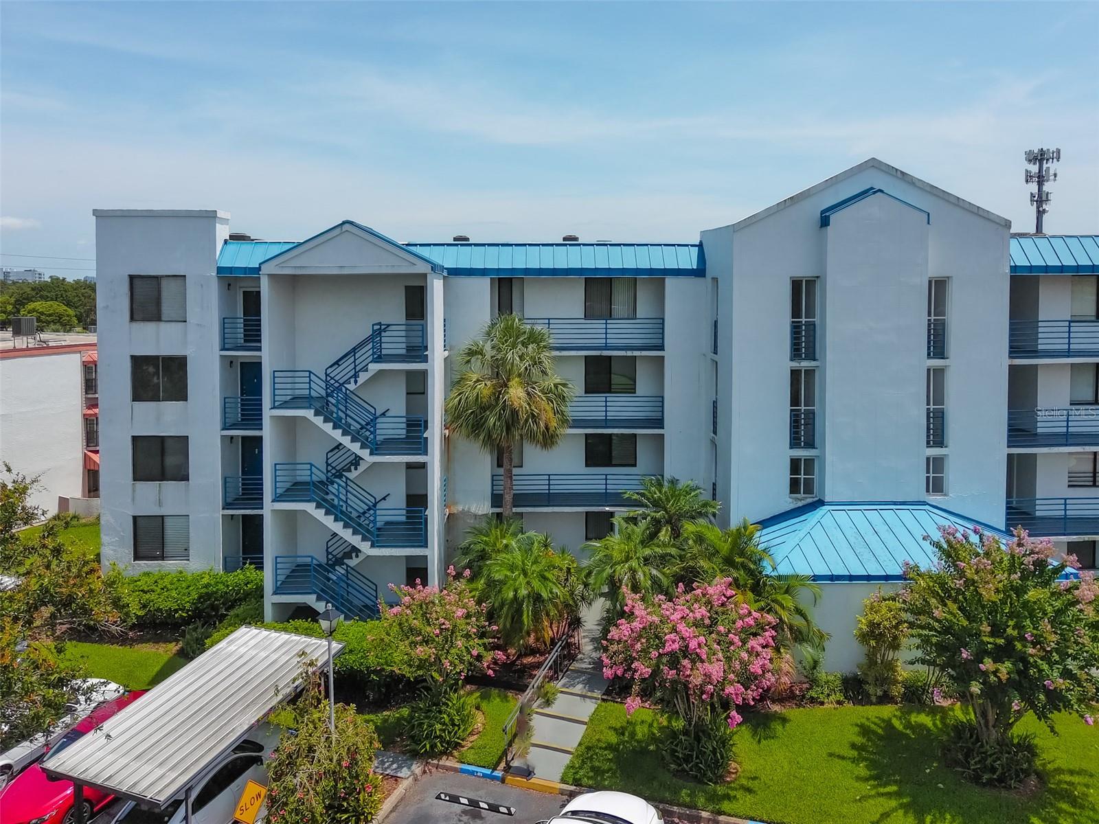 2424 W TAMPA BAY BLVD #L301, TAMPA, FL, 33607