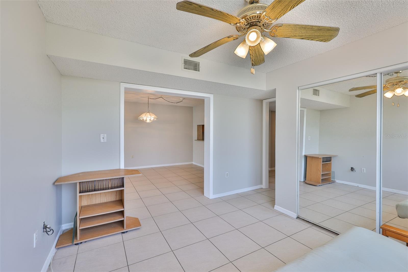 2424 W TAMPA BAY BLVD #L301, TAMPA, FL, 33607