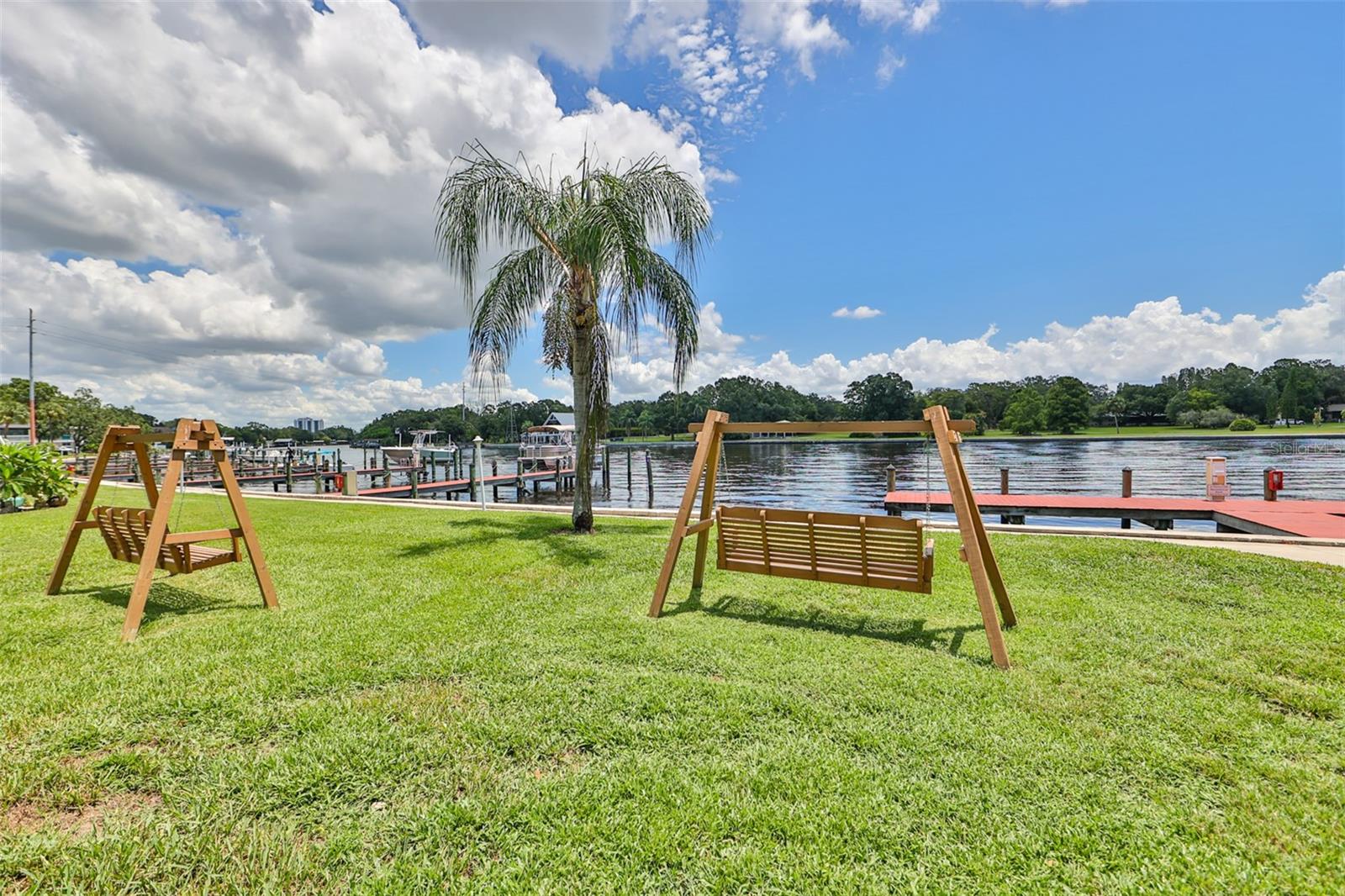 2424 W TAMPA BAY BLVD #L301, TAMPA, FL, 33607