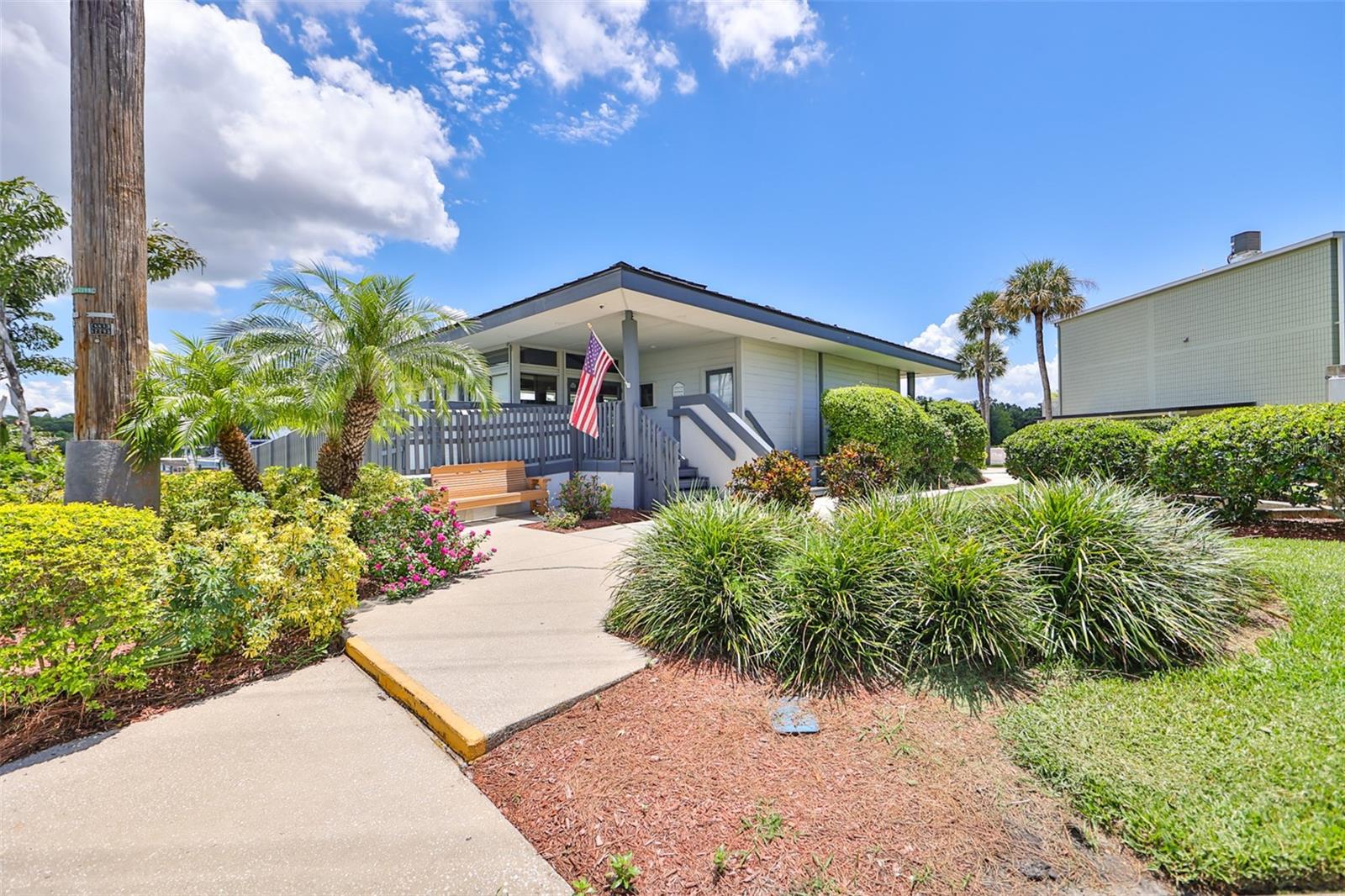 2424 W TAMPA BAY BLVD #L301, TAMPA, FL, 33607