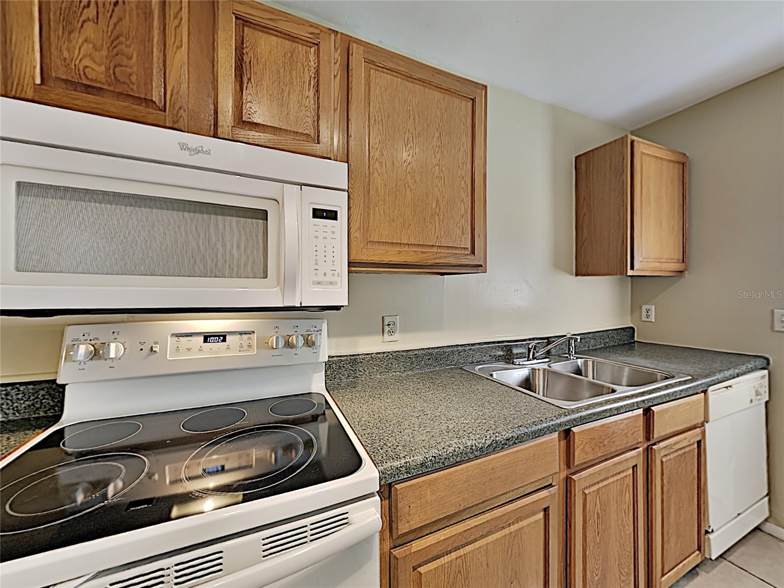 220 CHEROKEE CT #113, ALTAMONTE SPRINGS, FL, 32701