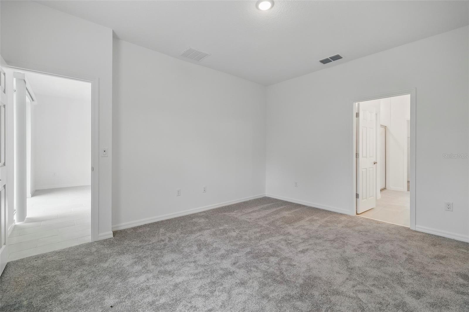 27476 BLACK KITE AVE, HOWEY IN THE HILLS, FL, 34737