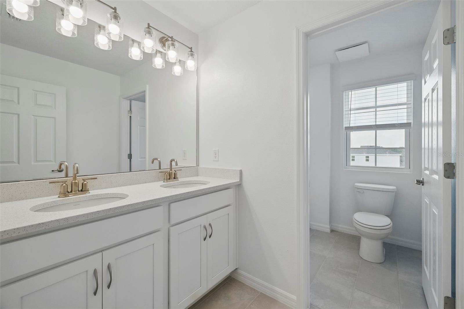 27476 BLACK KITE AVE, HOWEY IN THE HILLS, FL, 34737