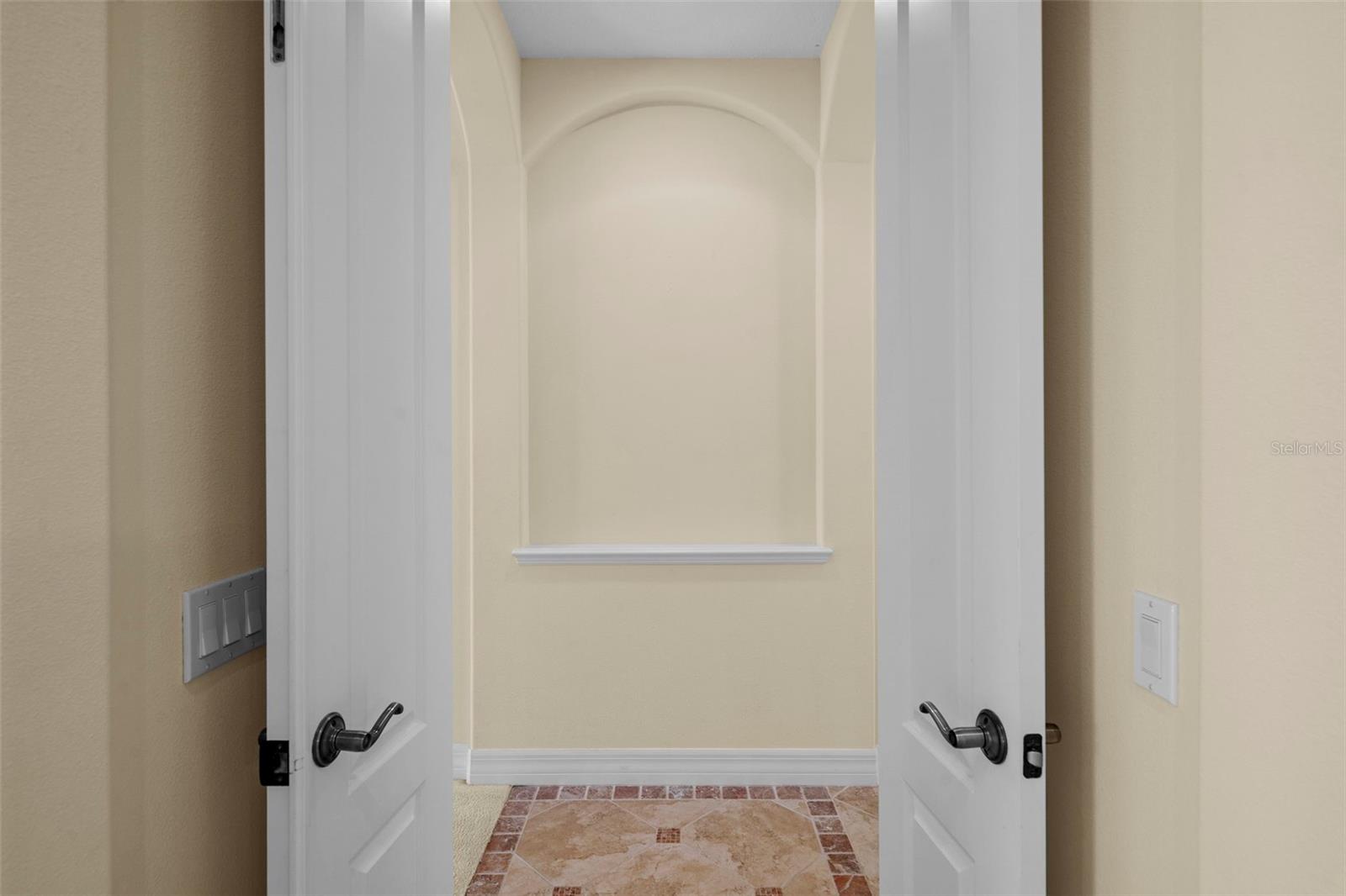 650 CRANE PRAIRIE WAY, OSPREY, FL, 34229