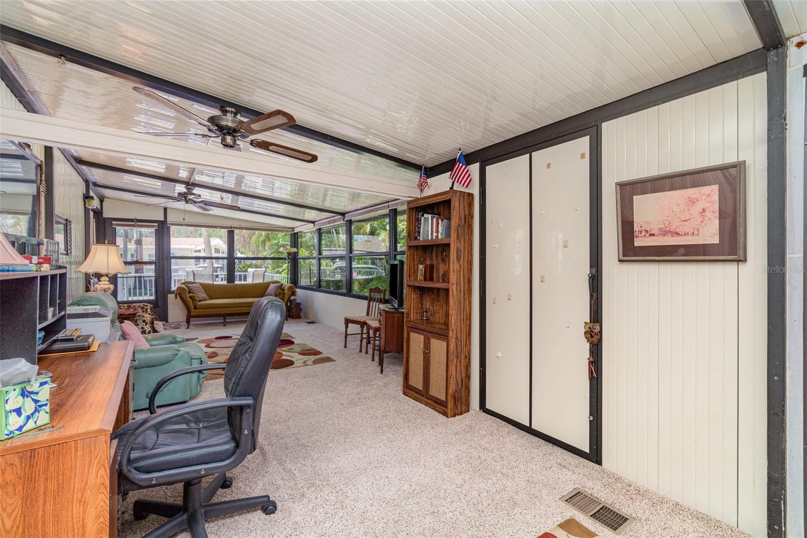 V4943811 Property Photo