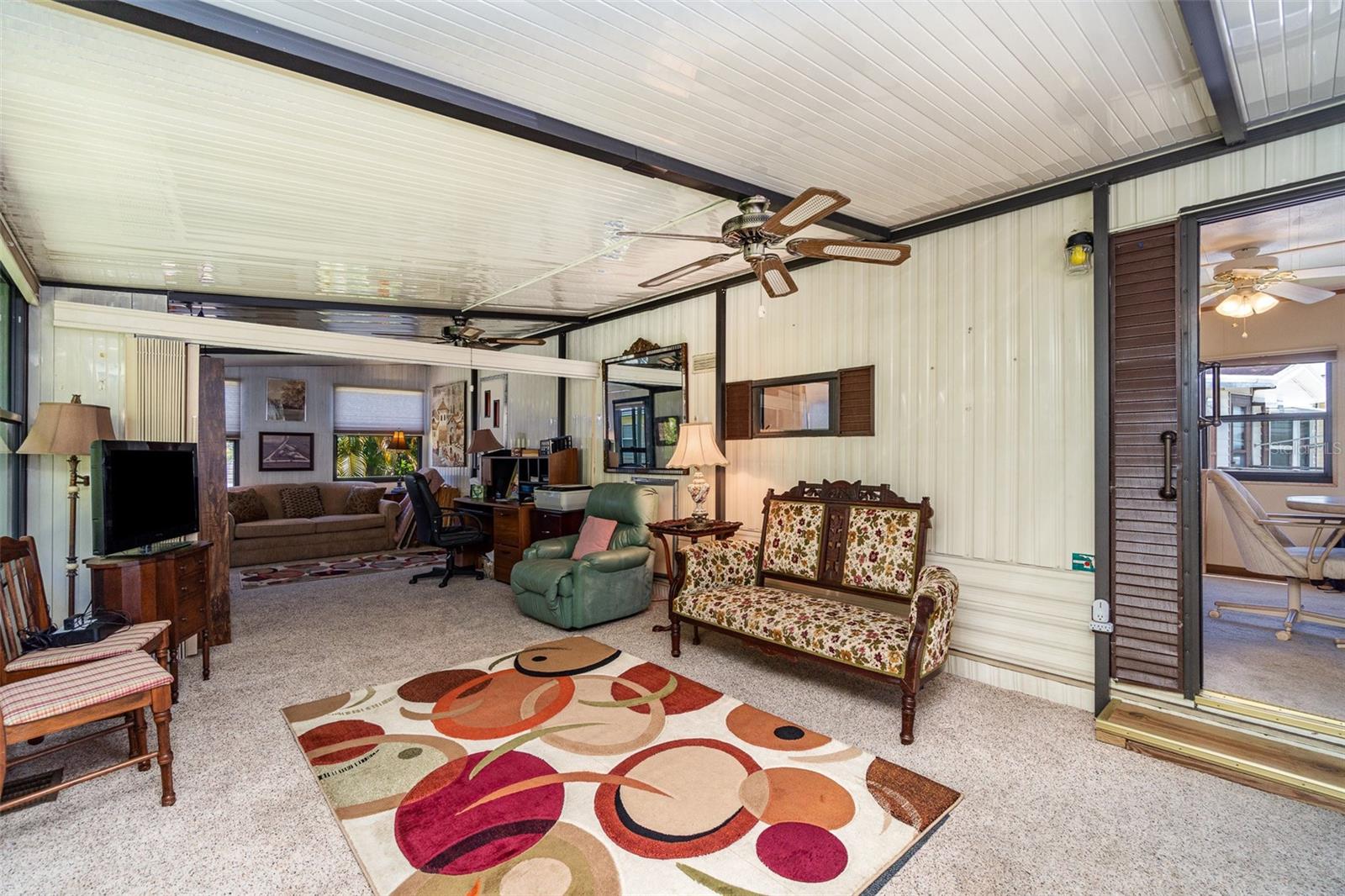 V4943811 Property Photo