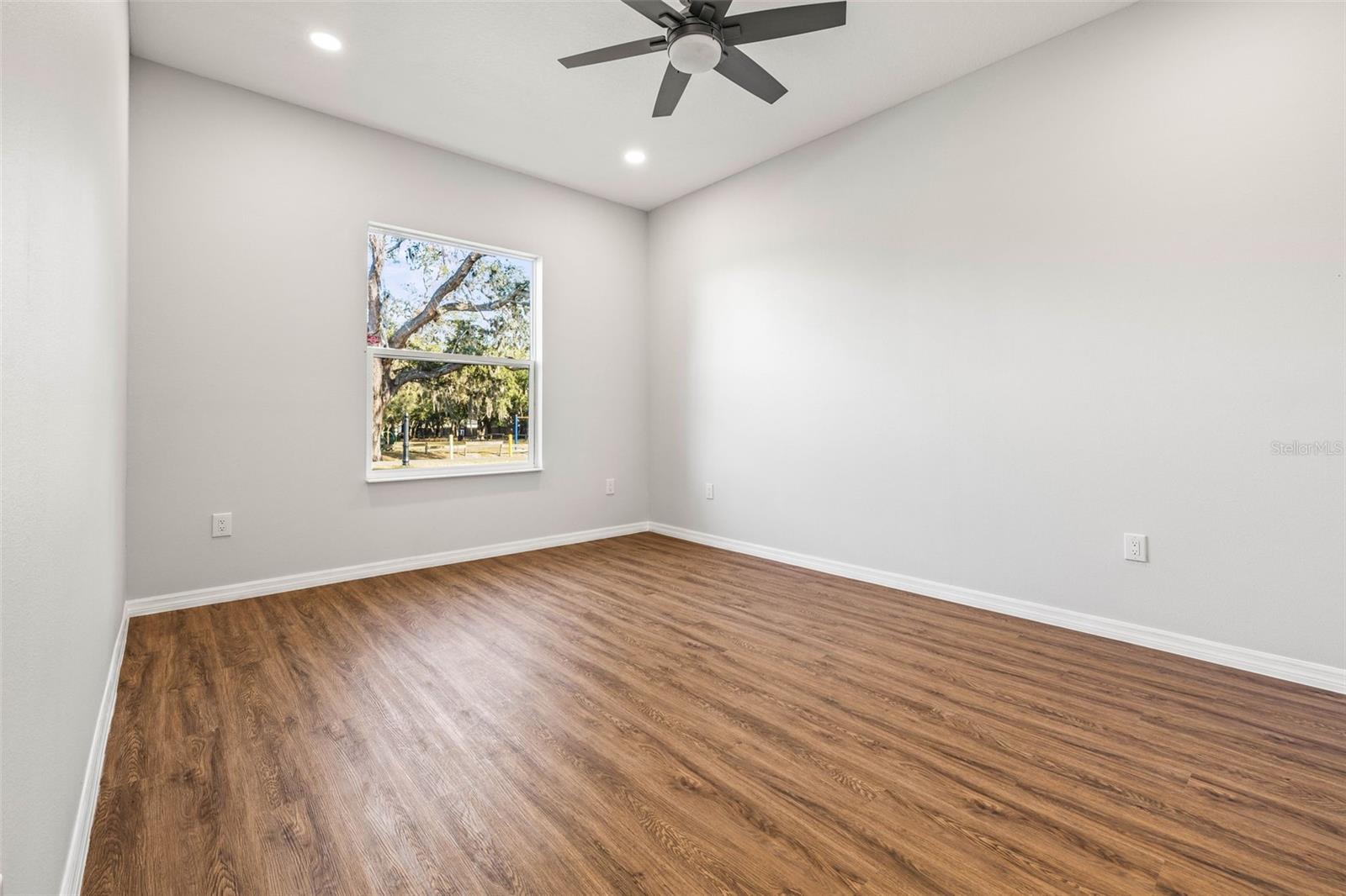 6117 E 113TH AVE, TEMPLE TERRACE, FL, 33617