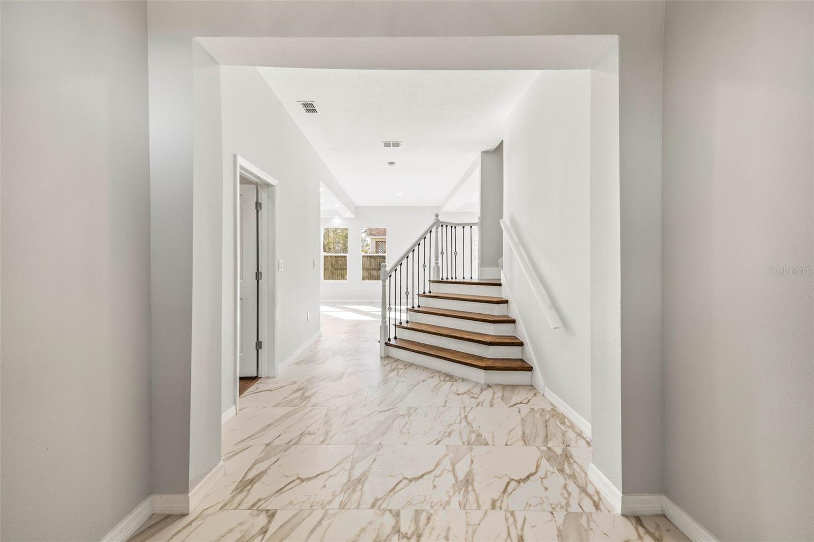 6117 E 113TH AVE, TEMPLE TERRACE, FL, 33617