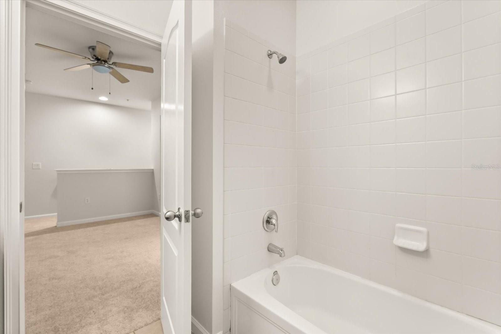 2048 SWITCH GRASS CIR, OCOEE, FL, 34761