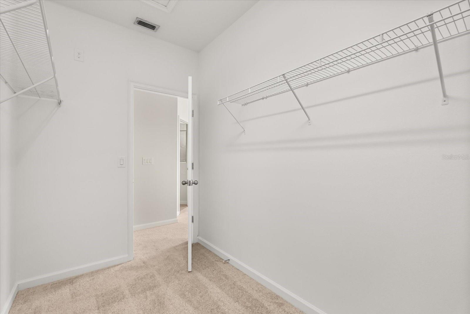 2048 SWITCH GRASS CIR, OCOEE, FL, 34761