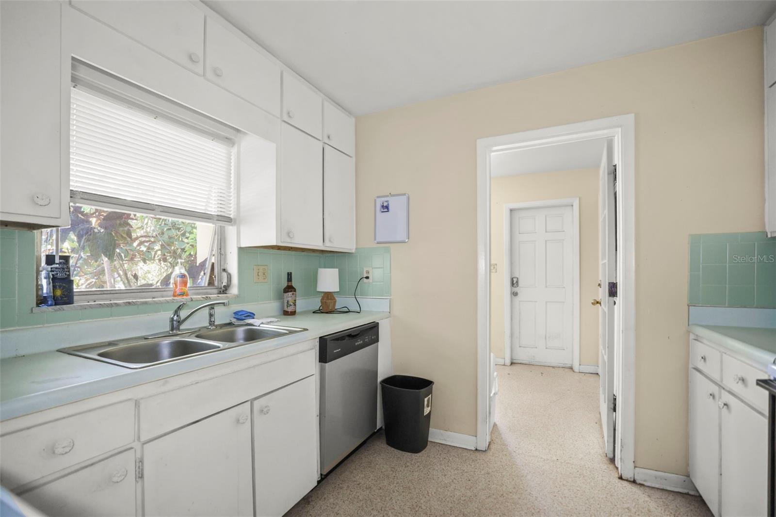 300 PRESIDENT ST, DUNEDIN, FL, 34698