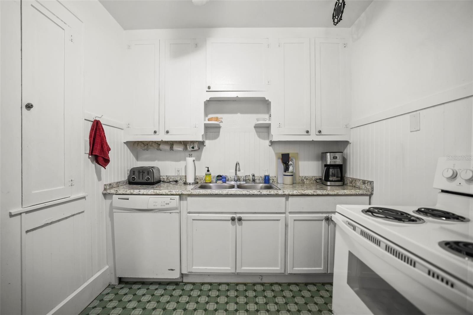 300 PRESIDENT ST, DUNEDIN, FL, 34698