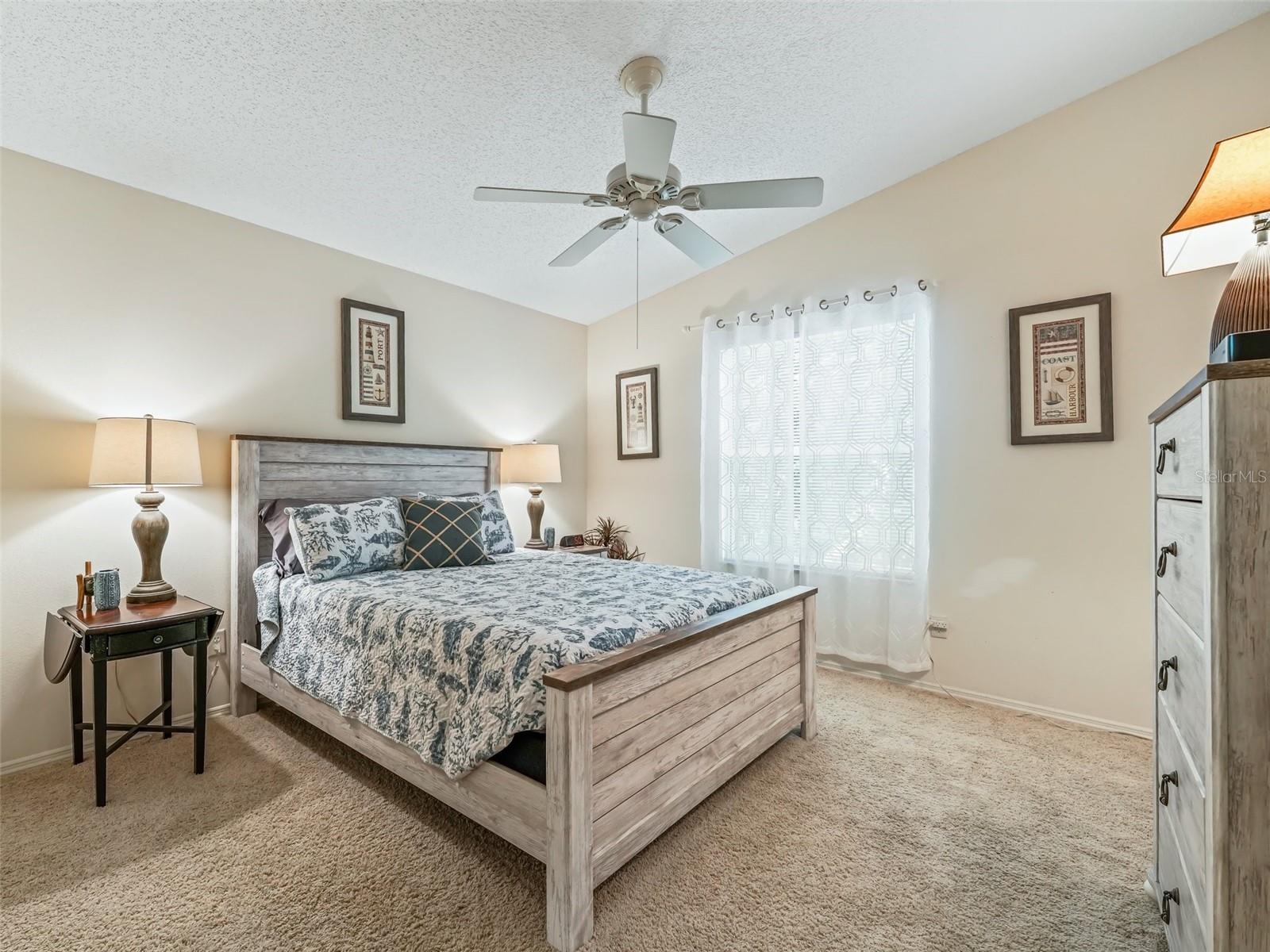 1322 HOLLYBERRY PL, THE VILLAGES, FL, 32162