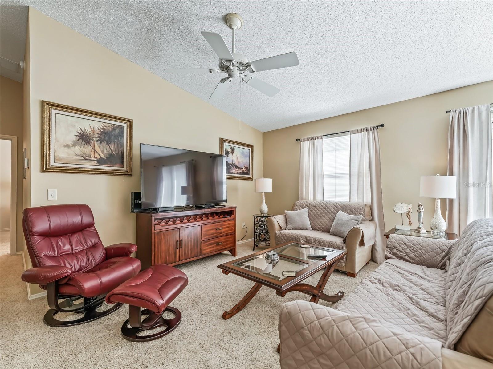 1322 HOLLYBERRY PL, THE VILLAGES, FL, 32162