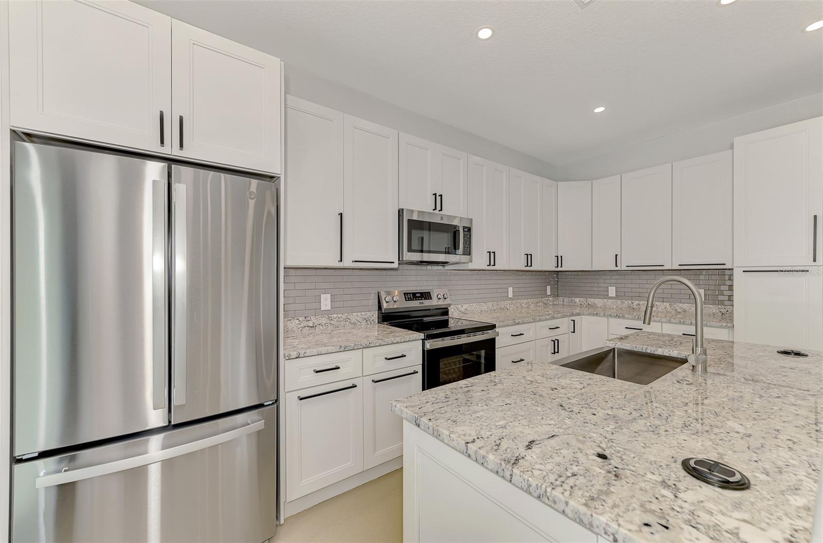 2144 WEBBER ST, SARASOTA, FL, 34239