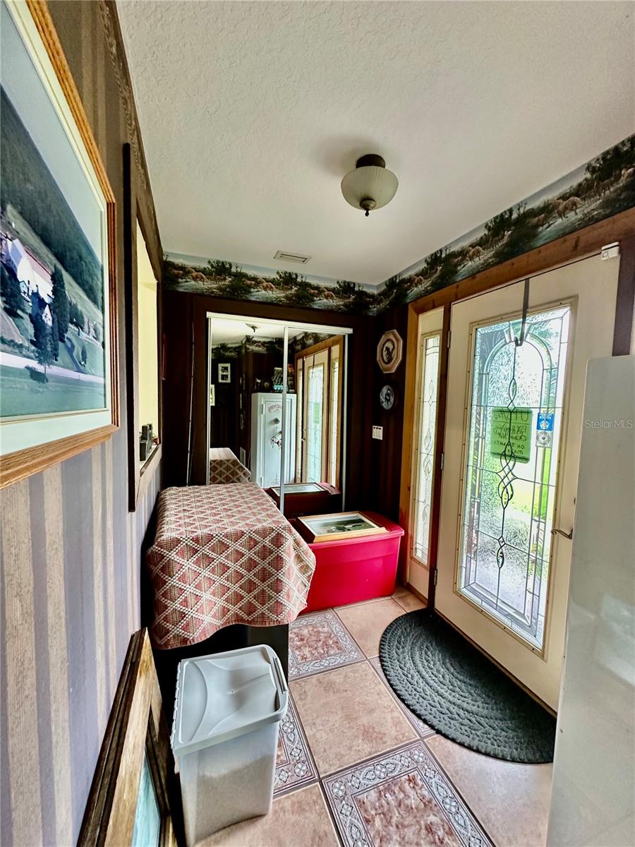 1350 RED COLT CT, ASTOR, FL, 32102