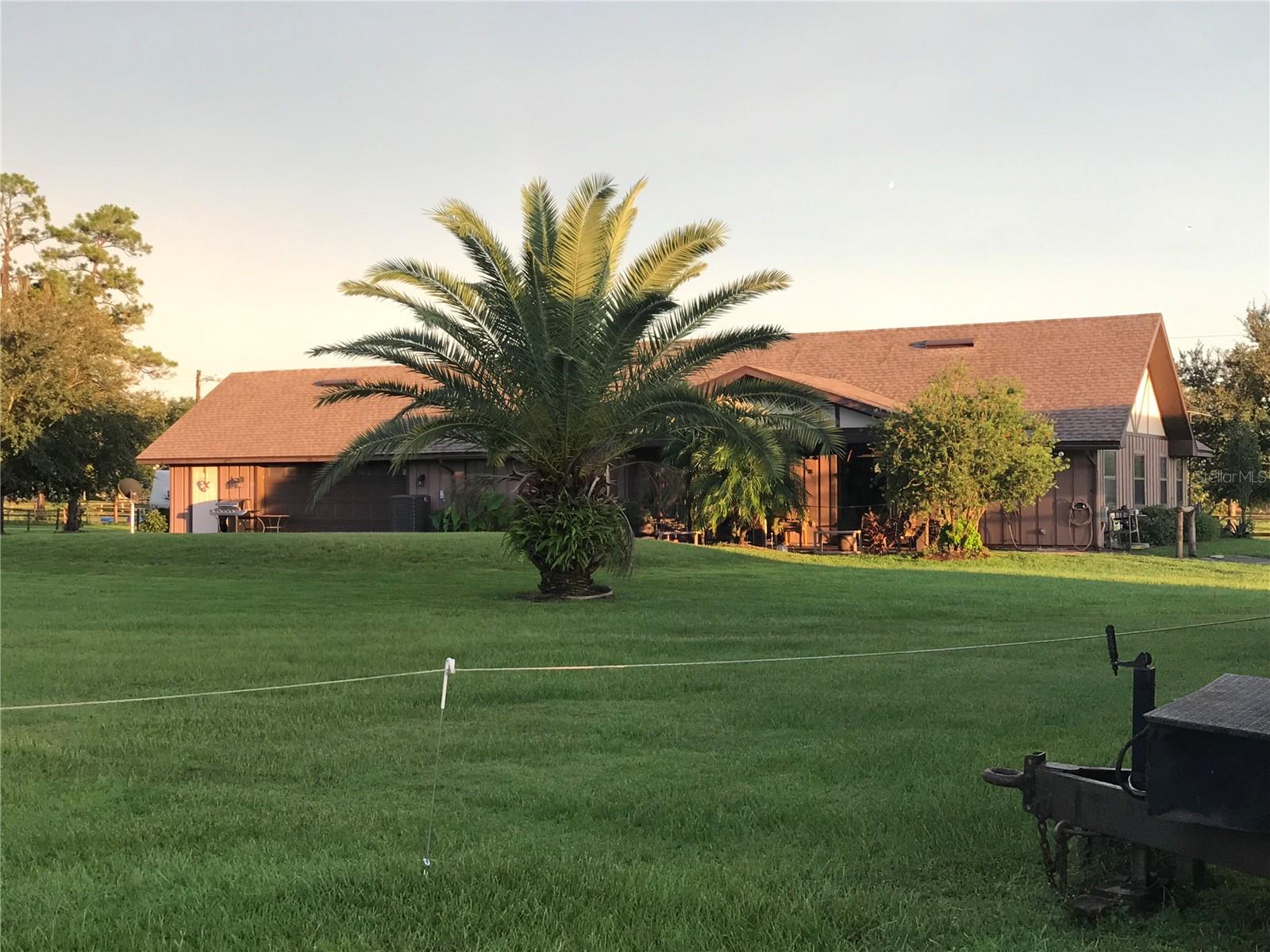 1350 RED COLT CT, ASTOR, FL, 32102