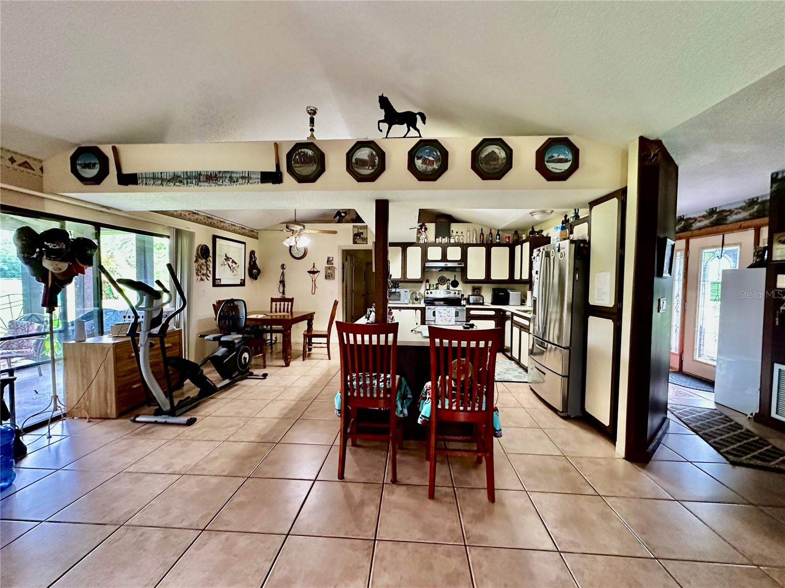 1350 RED COLT CT, ASTOR, FL, 32102