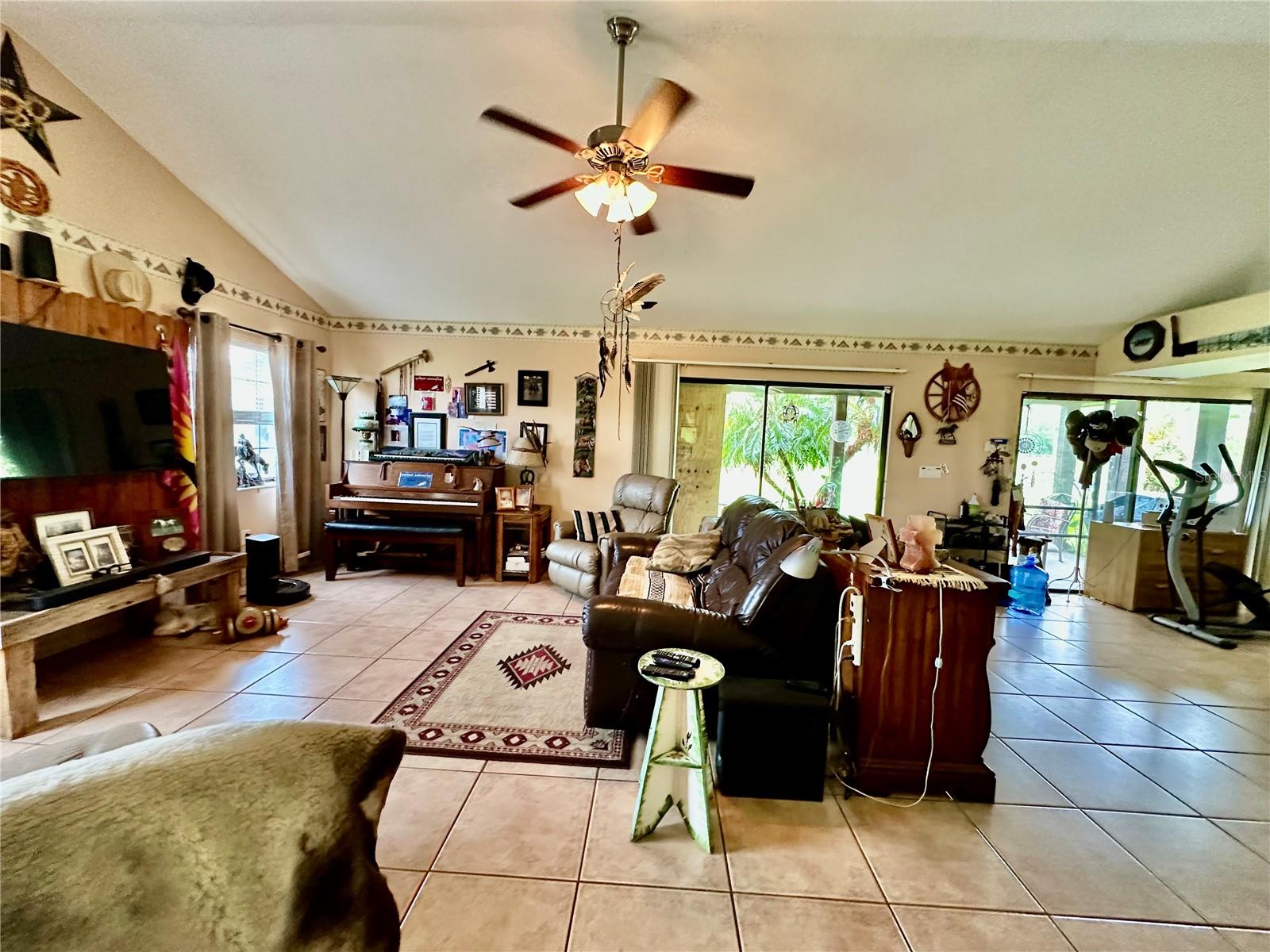 1350 RED COLT CT, ASTOR, FL, 32102