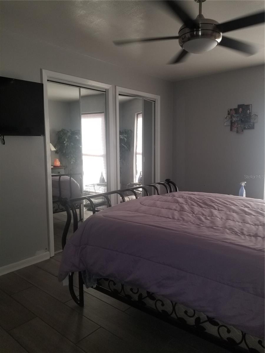 2075 N KEENE RD, CLEARWATER, FL, 33755